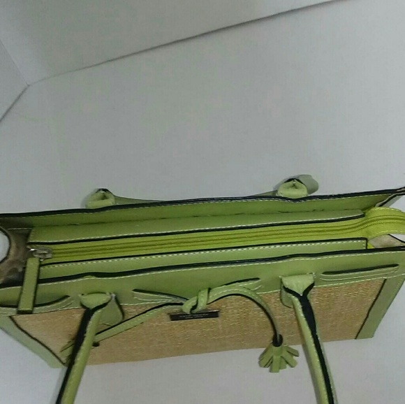 Handbag - Picture 4 of 5